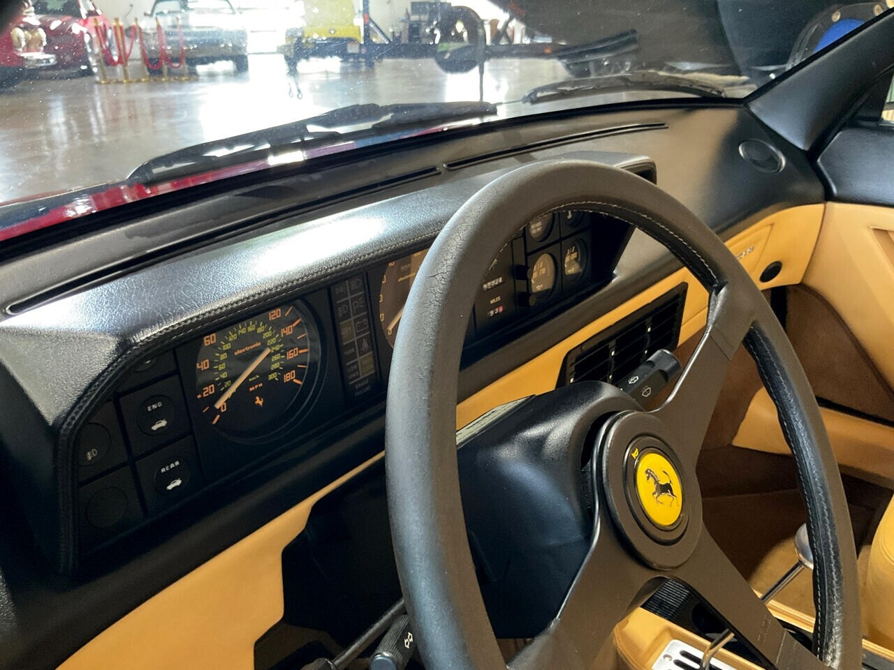 Ferrari-Mondial-1988-Convertible-28