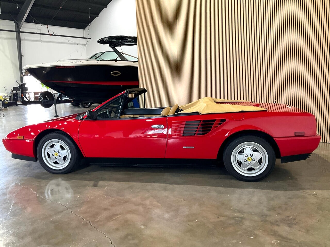 Ferrari-Mondial-1988-Convertible-4