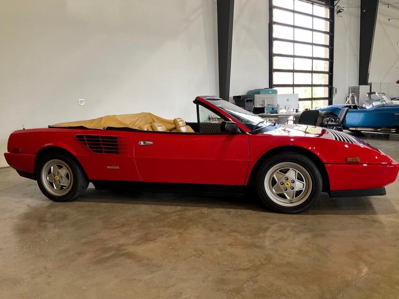 Ferrari-Mondial-1988-Convertible-8