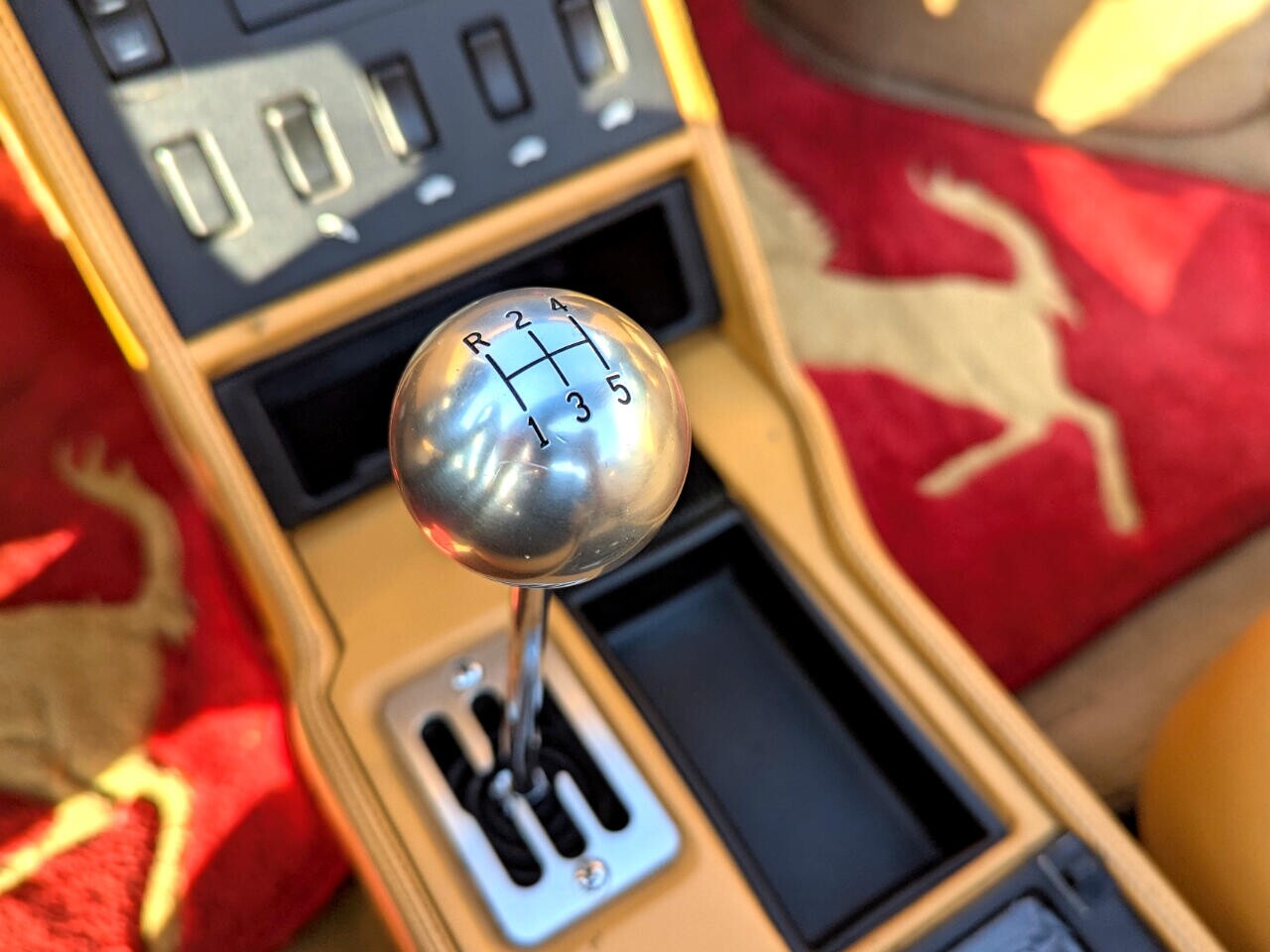 Ferrari-Mondial-1989-Convertible-26
