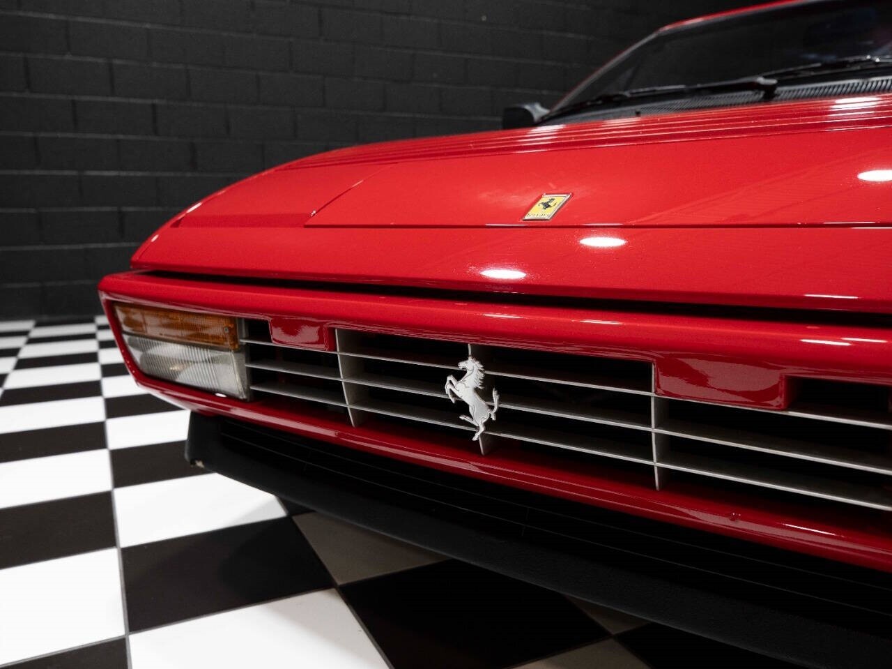 Ferrari-Mondial-Cabriolet-1986-Convertible-17