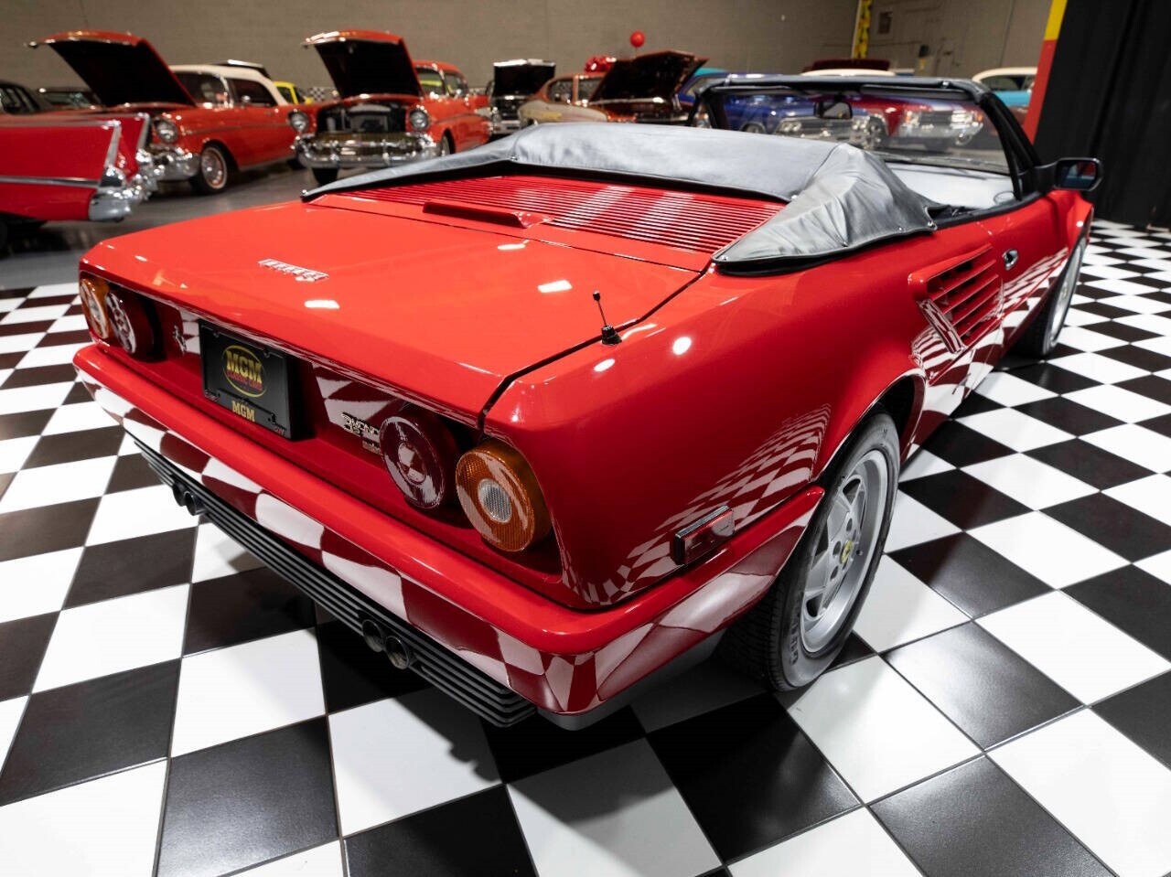 Ferrari-Mondial-Cabriolet-1986-Convertible-27