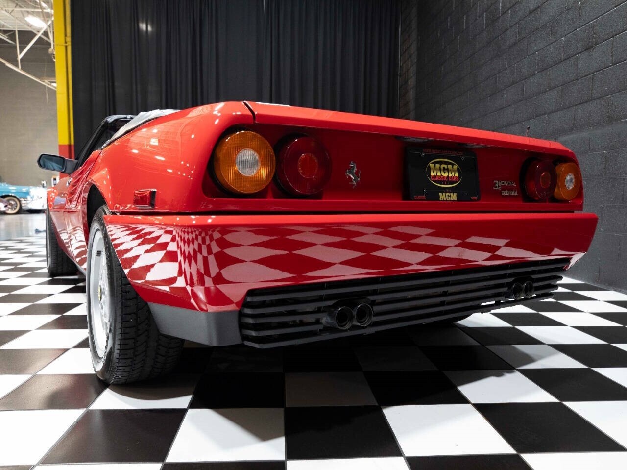 Ferrari-Mondial-Cabriolet-1986-Convertible-33