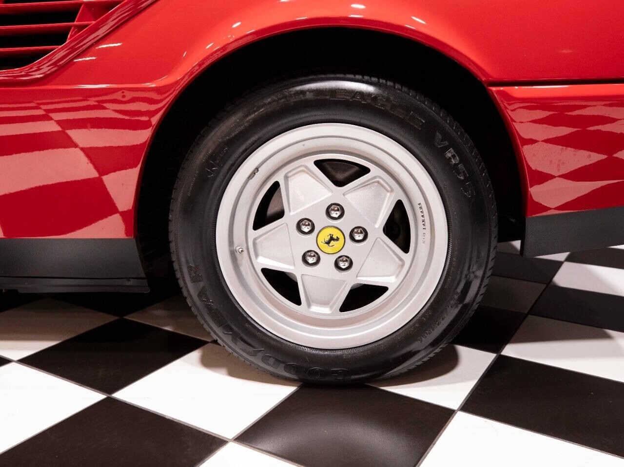 Ferrari-Mondial-Cabriolet-1986-Convertible-39