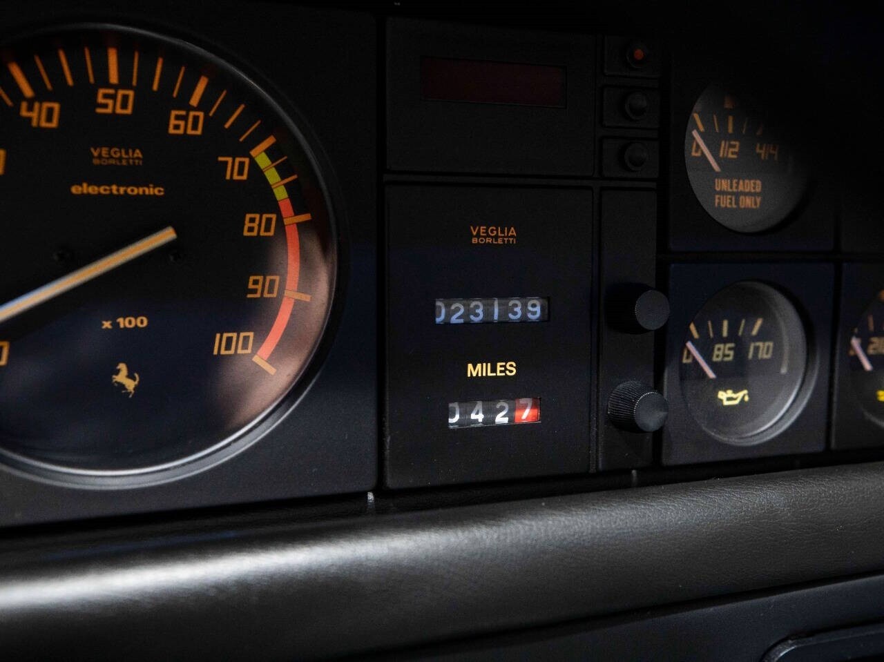 Ferrari-Mondial-Cabriolet-1986-Convertible-4