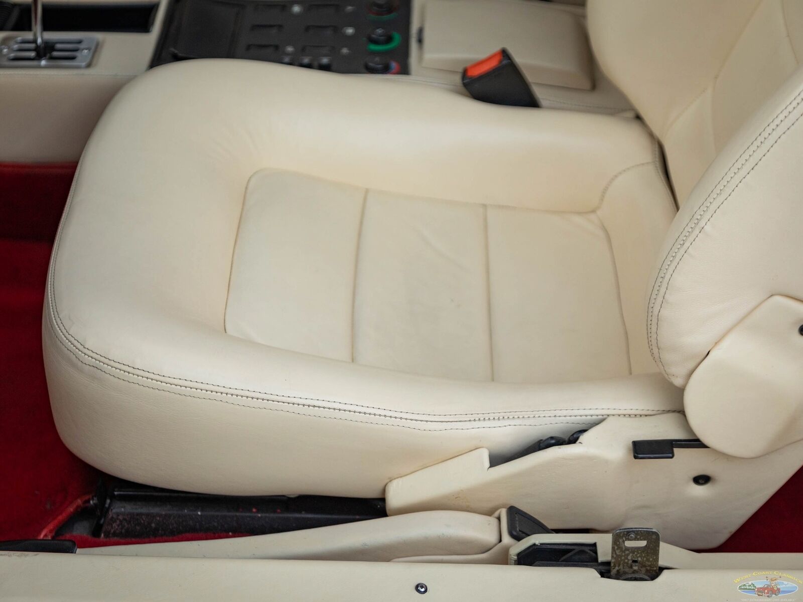 Ferrari-Mondial-T-1990-2-Door-Convertible-27