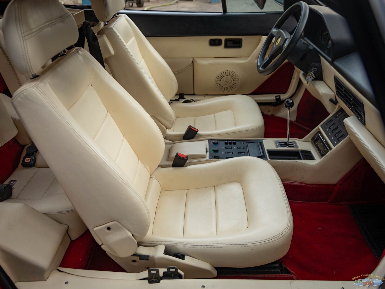 Ferrari-Mondial-T-1990-2-Door-Convertible-34