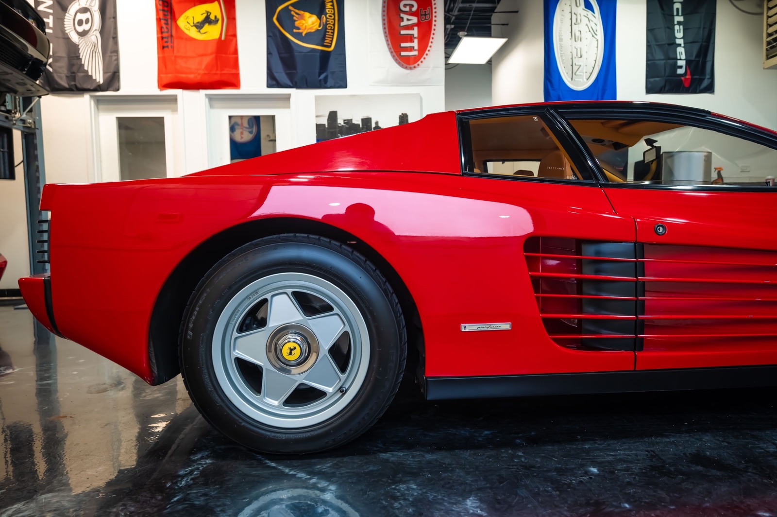 Ferrari-Testarossa-1987-26