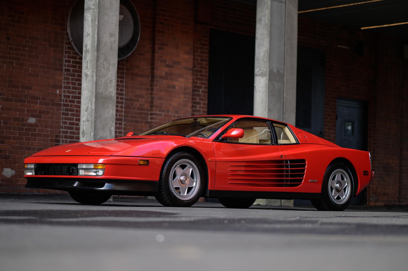 Ferrari-Testarossa-1987