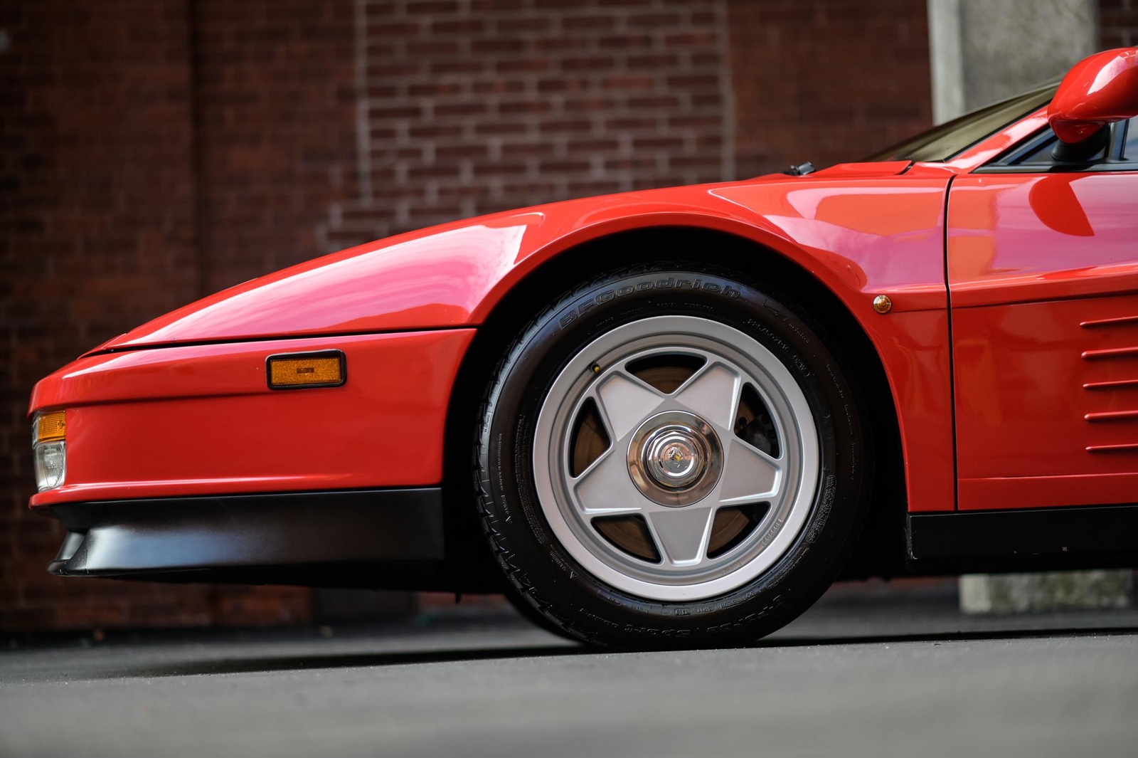 Ferrari-Testarossa-1987-8