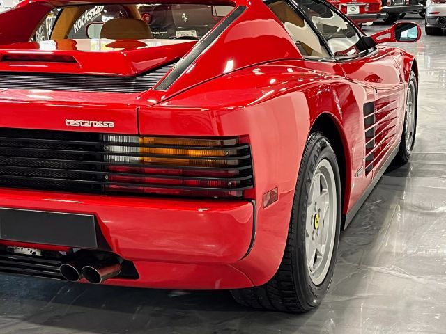 Ferrari-Testarossa-1990-Coupe-12
