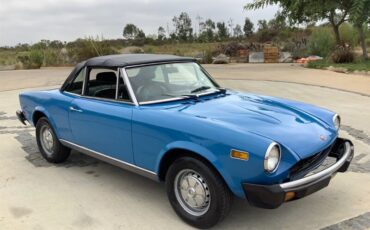 Fiat-124-1978-Convertible-10