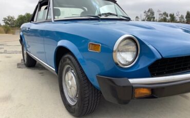 Fiat-124-1978-Convertible-11