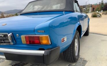 Fiat-124-1978-Convertible-13