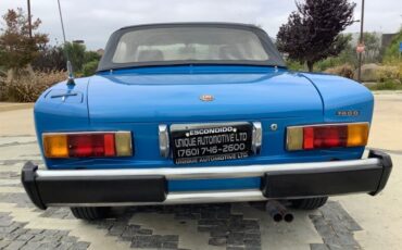 Fiat-124-1978-Convertible-17