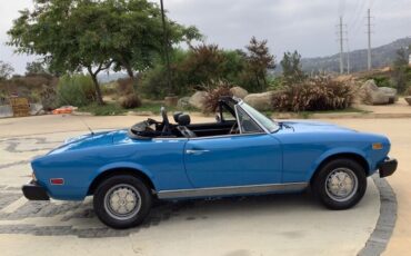 Fiat-124-1978-Convertible-4