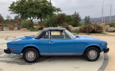 Fiat-124-1978-Convertible-5