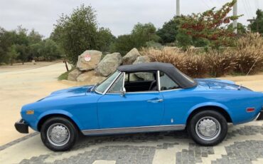 Fiat-124-1978-Convertible-6