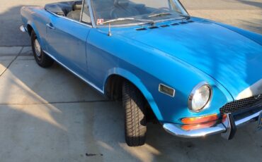 Fiat-124-Spider-1971-Convertible-12