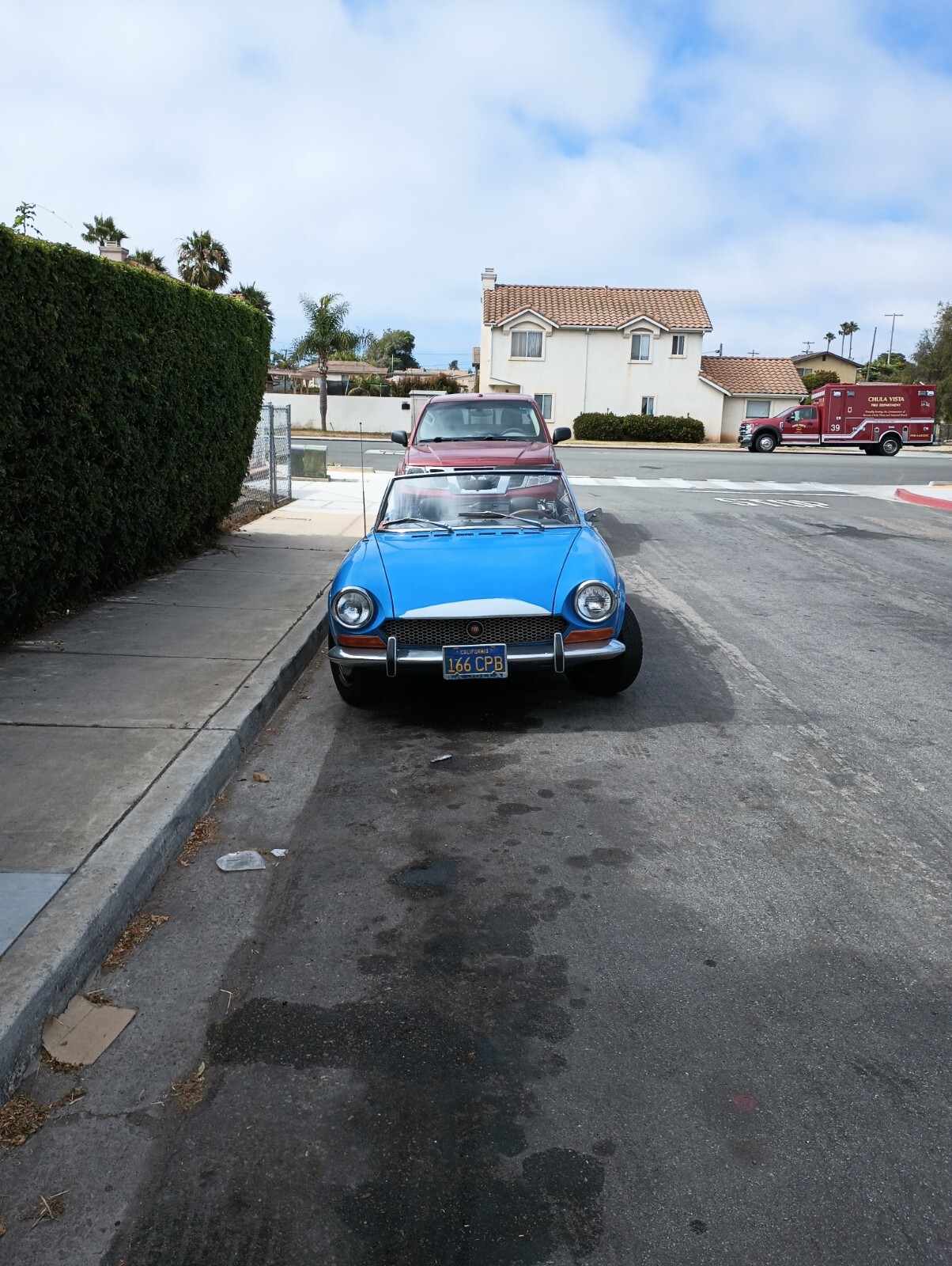 Fiat-124-Spider-1971-Convertible-9