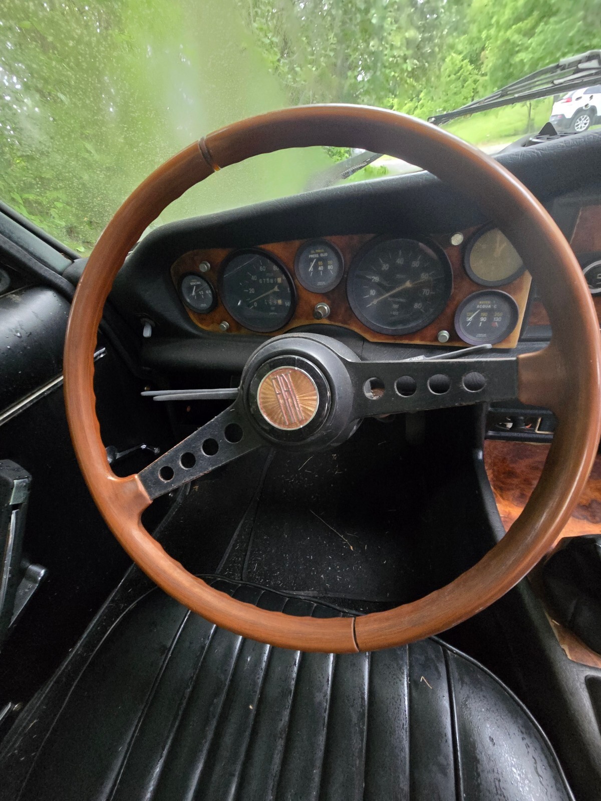 Fiat-124-Spider-1973-Convertible-16