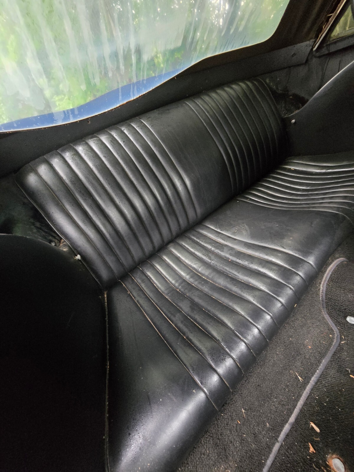 Fiat-124-Spider-1973-Convertible-19