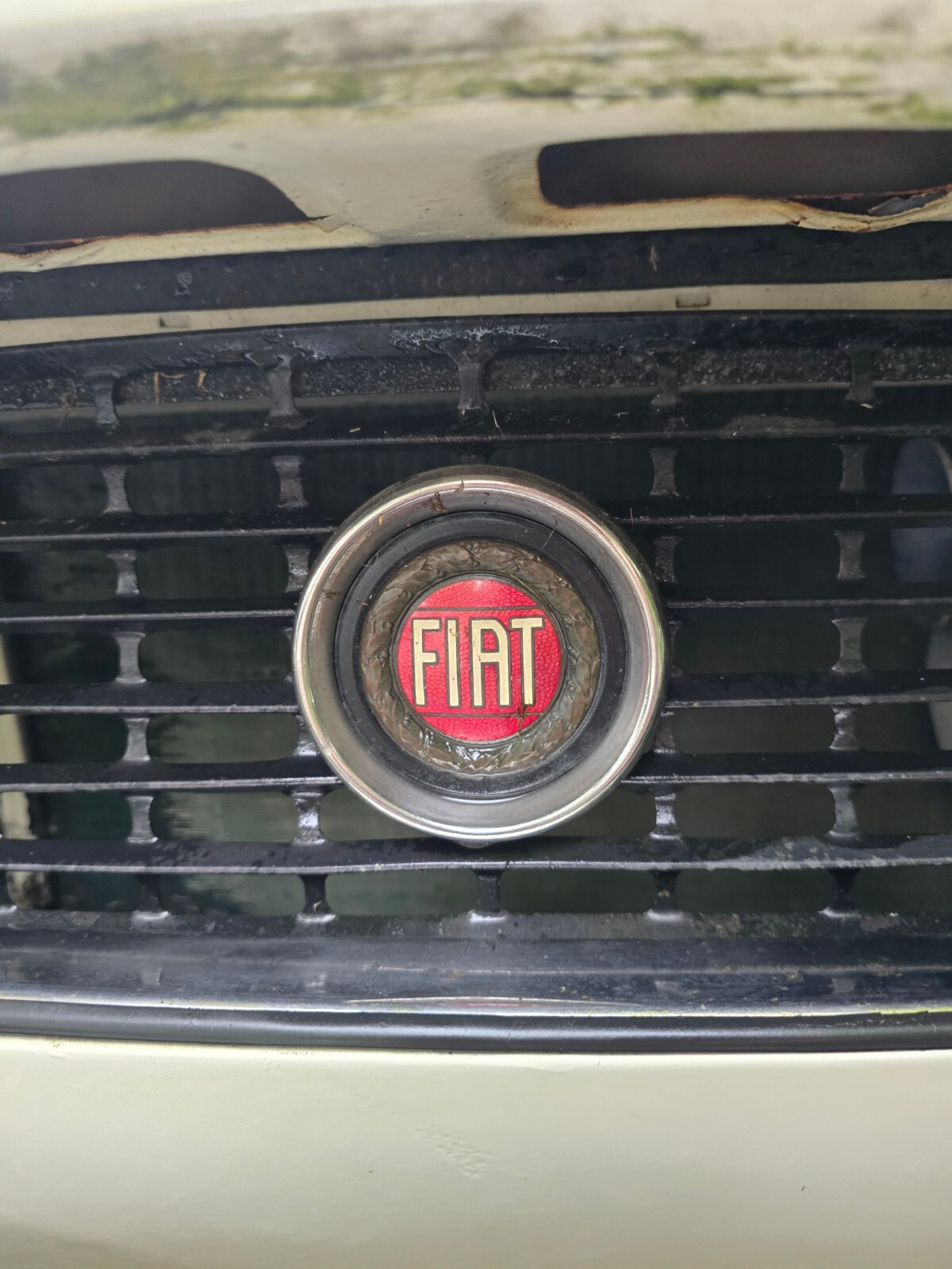 Fiat-124-Spider-1973-Convertible-9