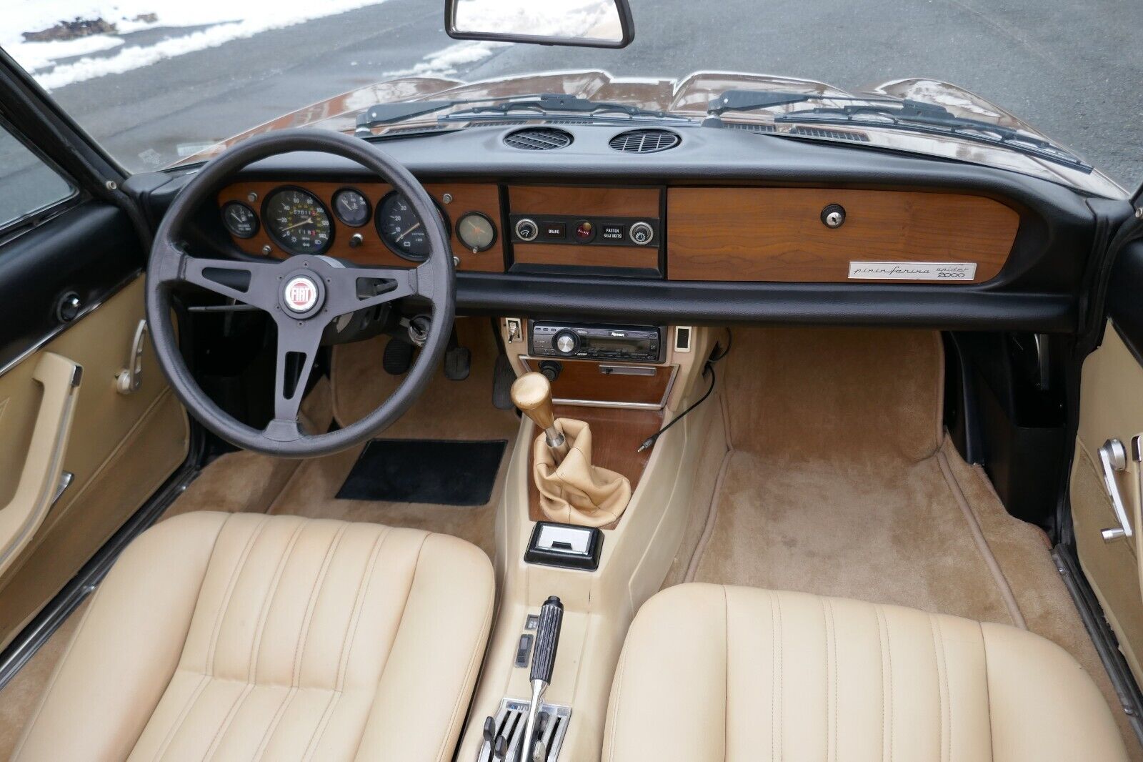 Fiat-124-Spider-1979-11
