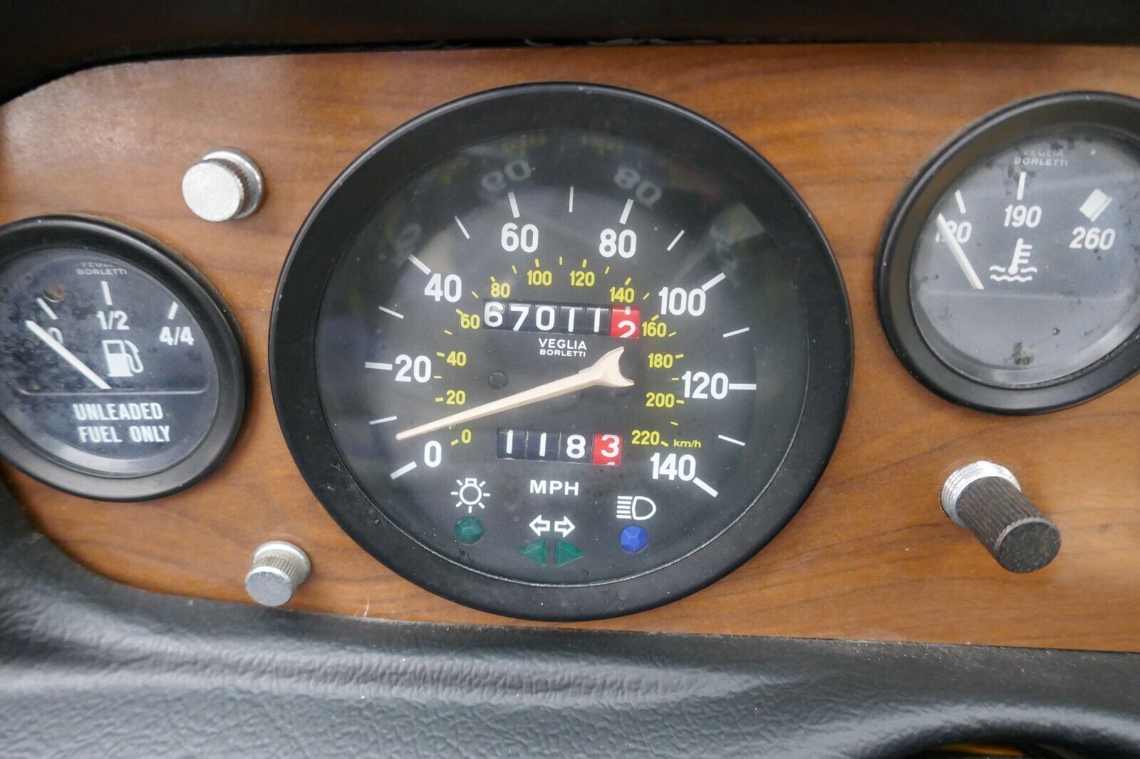 Fiat-124-Spider-1979-12