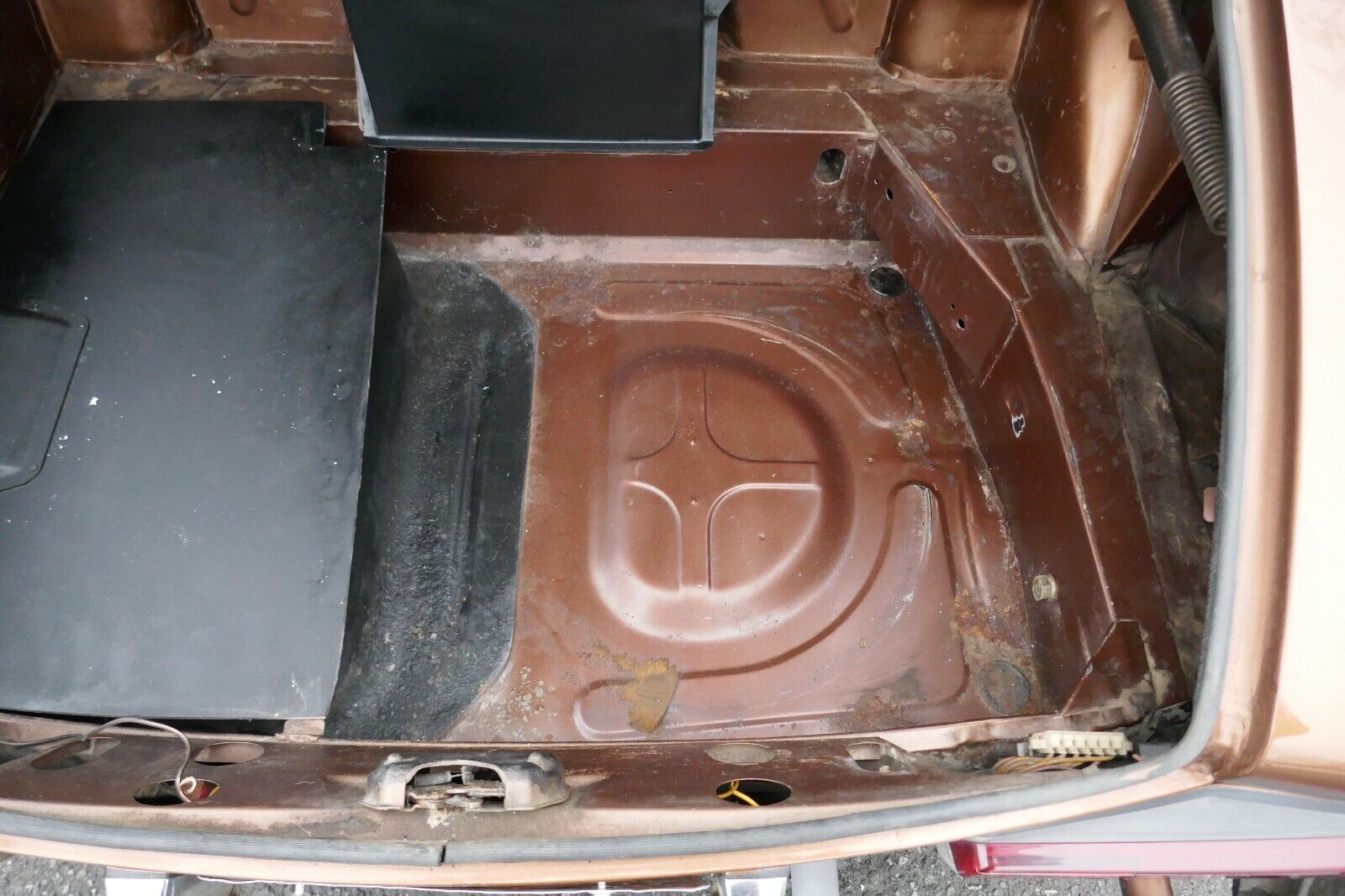 Fiat-124-Spider-1979-18