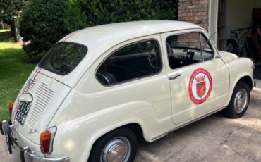 Fiat-600D-1968-Coupe-5
