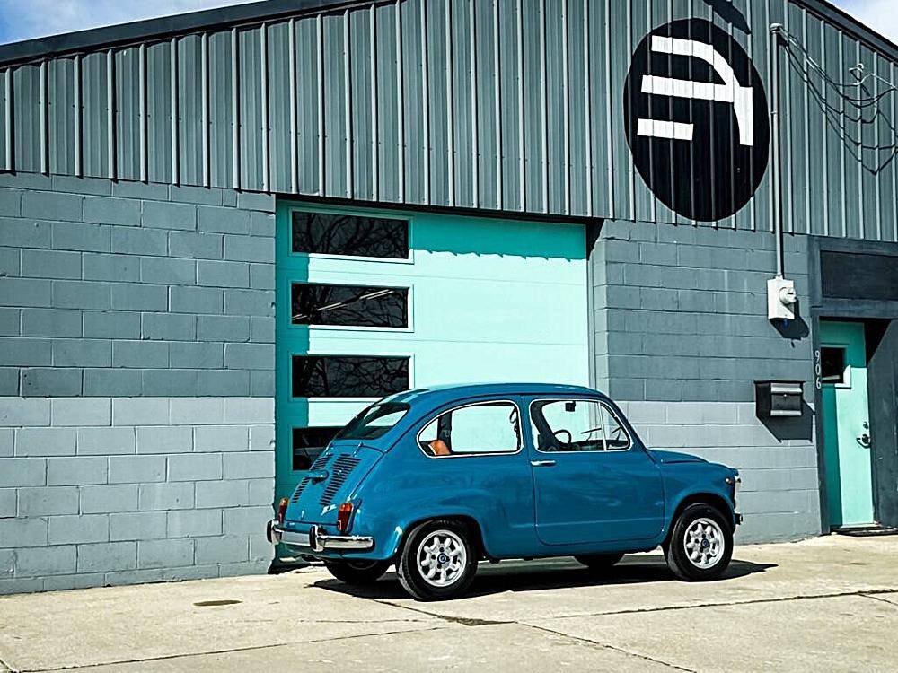 Fiat-600d-1969-blue-1