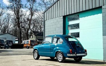 Fiat-600d-1969-blue-17