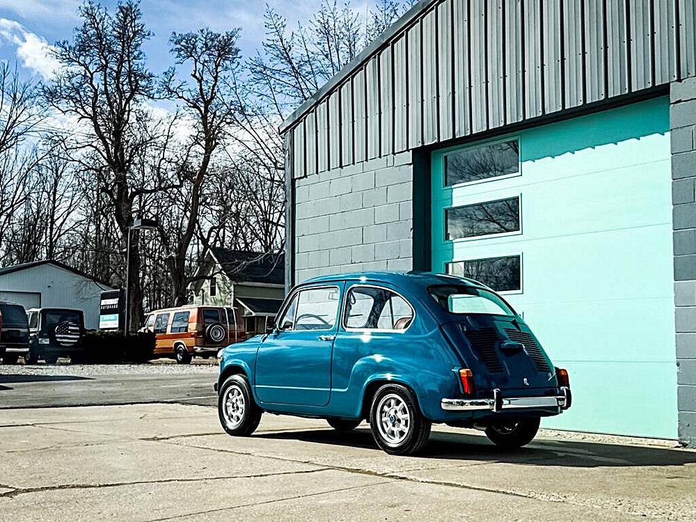 Fiat-600d-1969-blue-17