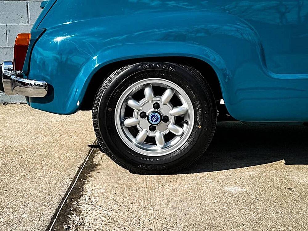 Fiat-600d-1969-blue-4