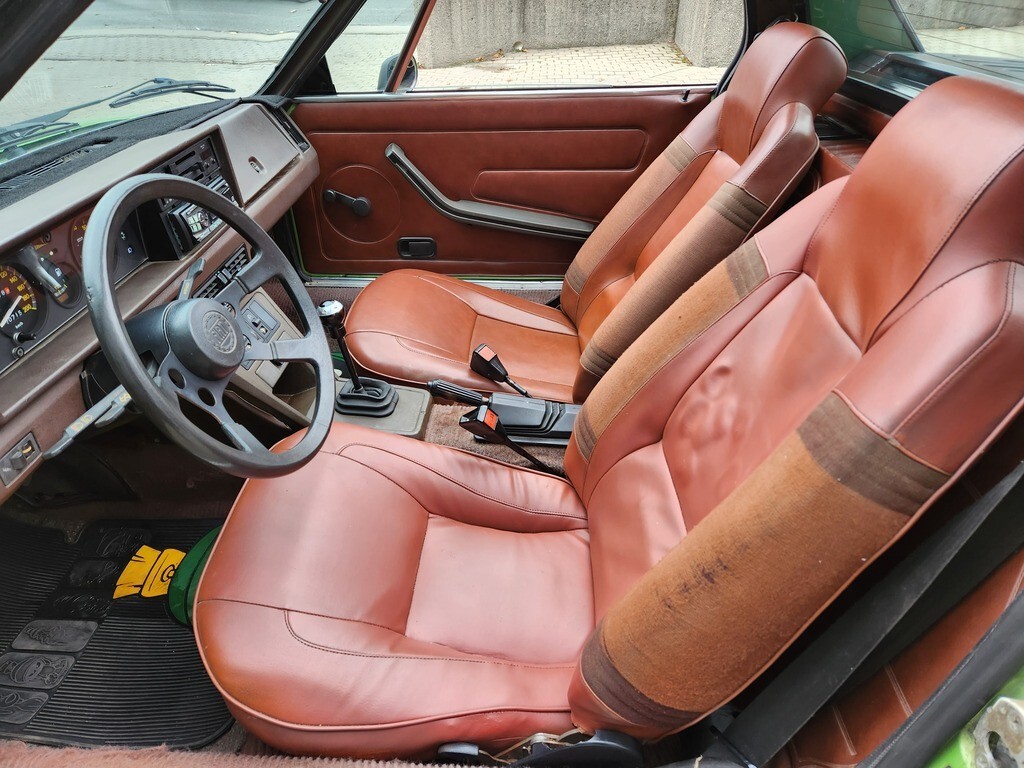 Fiat-X19-1979-13