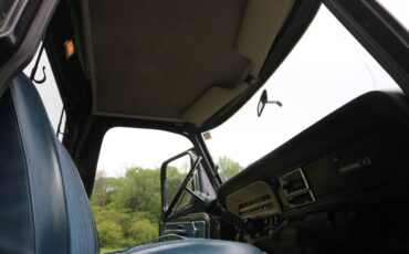 Ford-100-1970-9