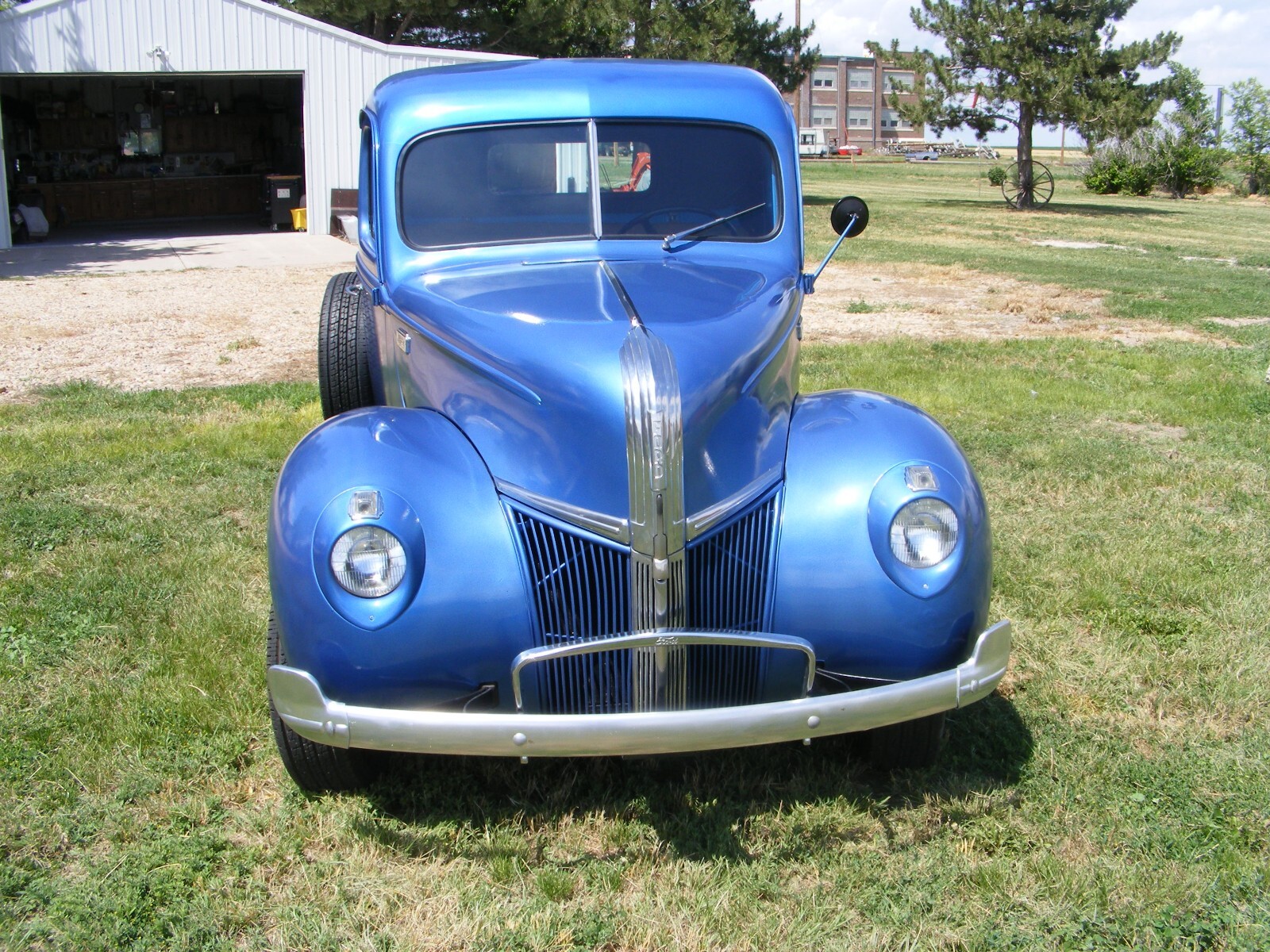 Ford-12-Ton-Pickup-1941-2
