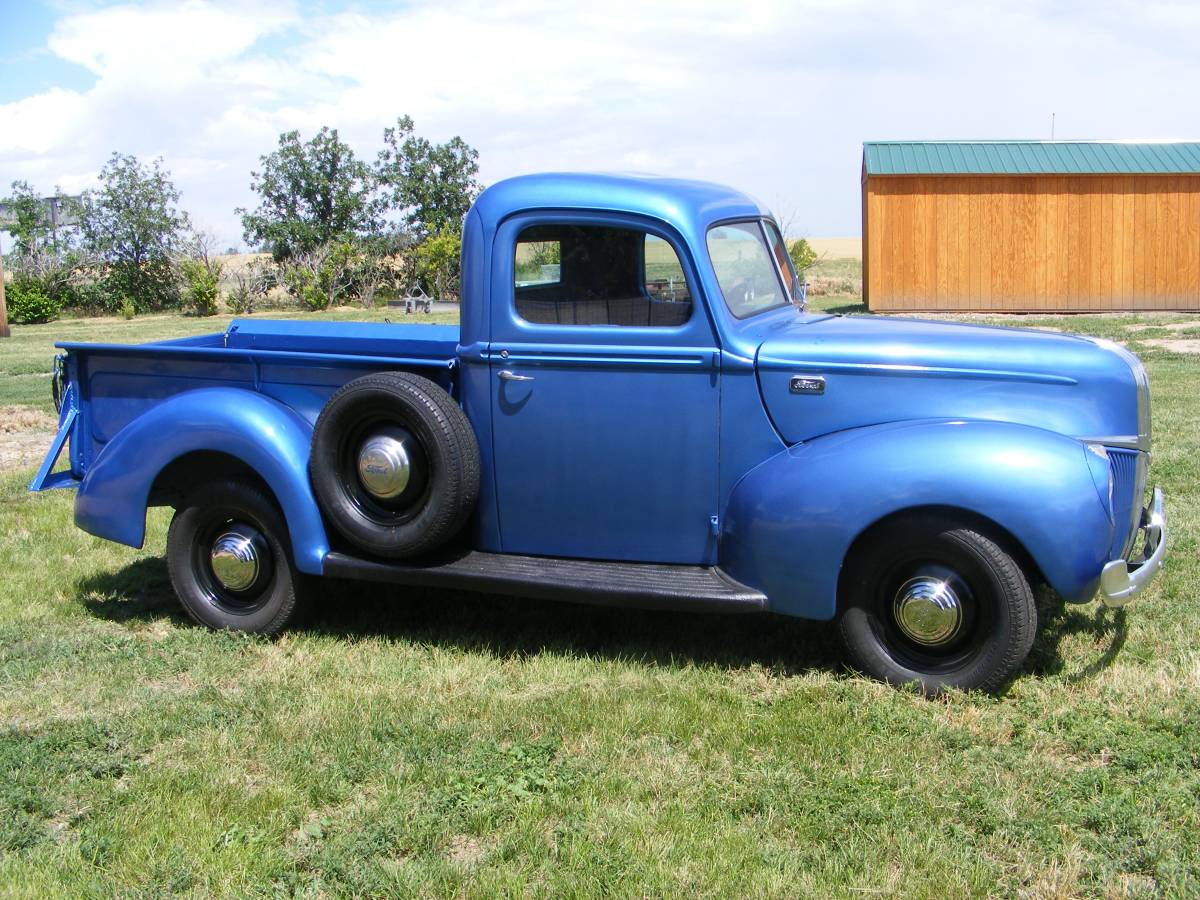 Ford-12-ton-pickup-model-11-1941-blue-13