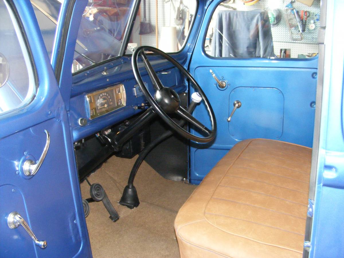 Ford-12-ton-pickup-model-11-1941-blue-7
