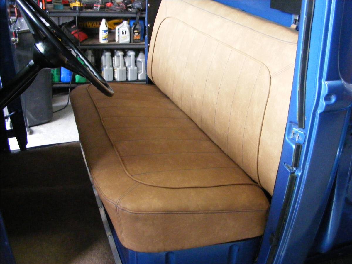 Ford-12-ton-pickup-model-11-1941-blue-9