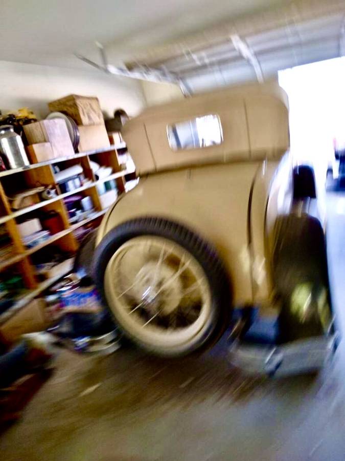 Ford-1929-brown-1