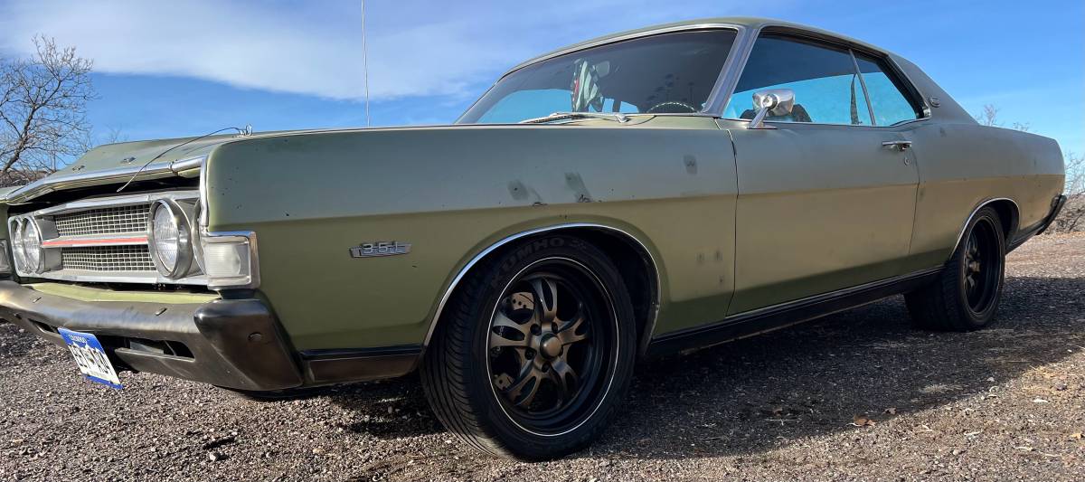 Ford   1969 green