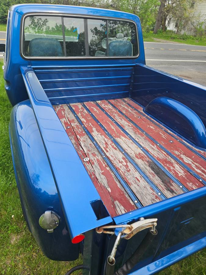 Ford-1977-blue-2