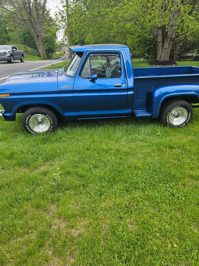 Ford-1977-blue-5
