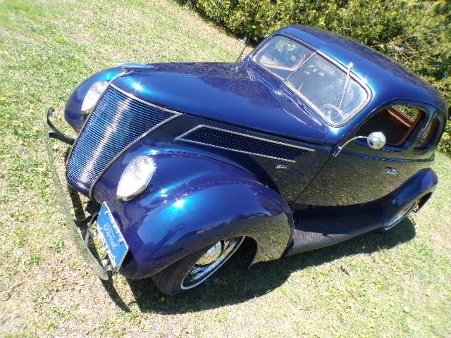Ford-2dr.-1937-blue-14