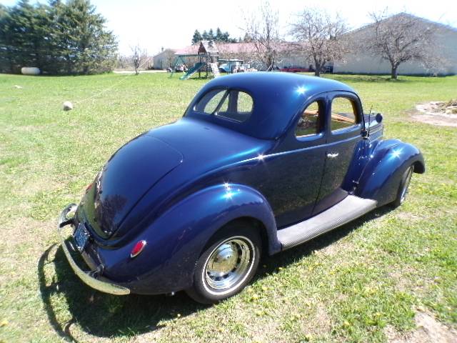 Ford-2dr.-1937-blue-19
