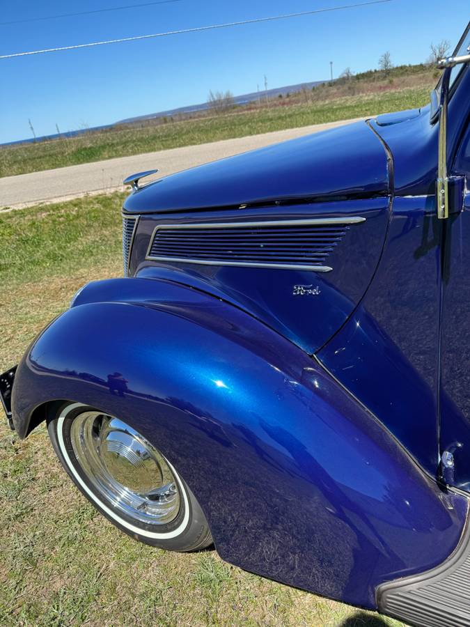 Ford-2dr.-1937-blue-2