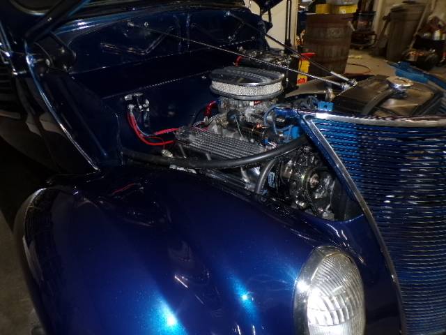 Ford-2dr.-1937-blue-5