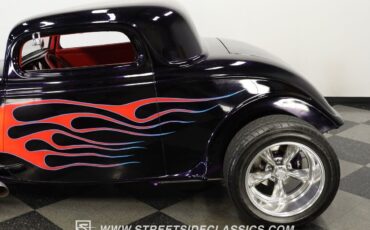 Ford-3-Window-1933-Coupe-23